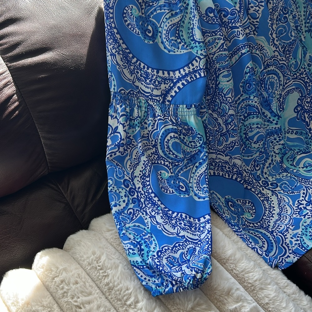 Lilly Pulitzer Women’s Long Sleeve blouse Blue & White-Size Small- Worn Once - Picture 7 of 8